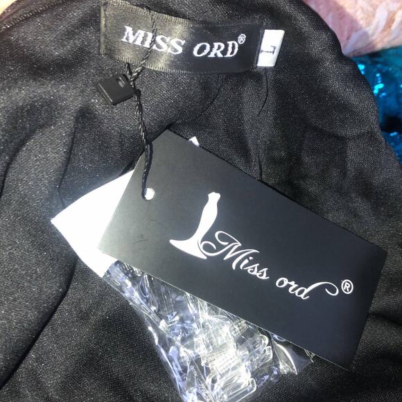 NWT Miss Ord Sleeveless Off Shoulder Mermaid Sexy Evening Dress WY003 size large - Picture 12 of 12